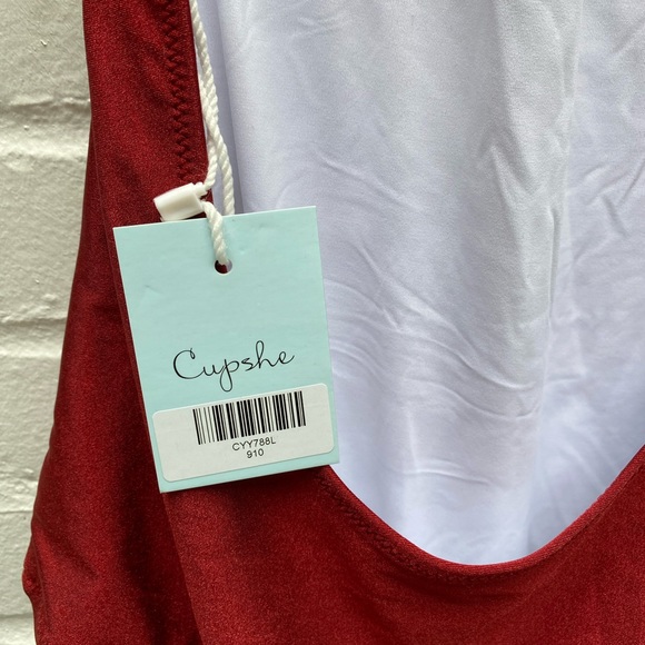 Cupshe red ruffle one piece swimsuit - Picture 7 of 9